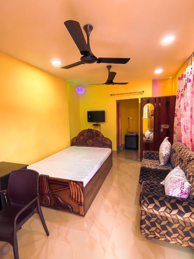 Hotel Sk Lodge Near Guwahati Airport ภายนอก รูปภาพ